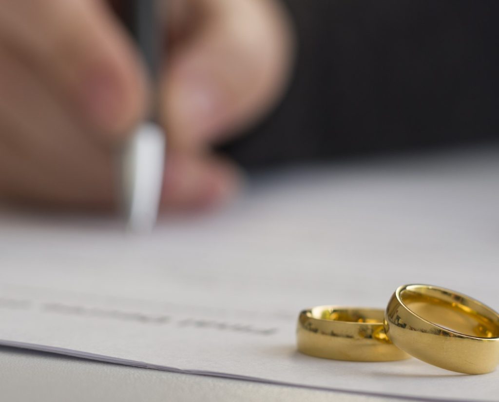 How Long Does a Complex Divorce Take in NY? | Hedayati Law
